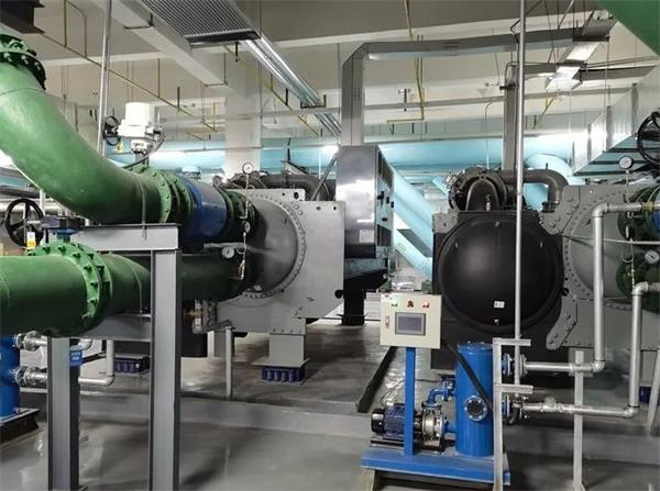 方形冷却塔厂家浅析方形侧出风冷却塔的运行原理,方