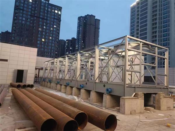 安装封闭式冷却塔及冷却循环水管理方法(逆流闭式冷却塔安装流程)